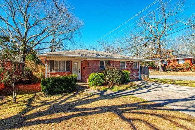 Building Photo - 822 N Coolidge St