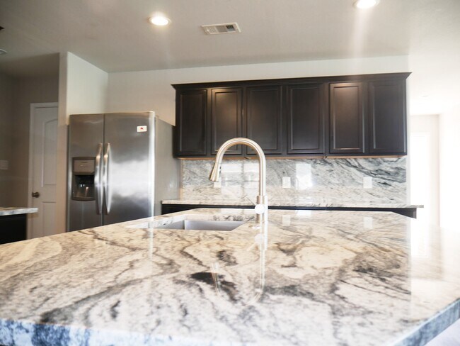 Building Photo - 13918 Nicolet Arbor Ln