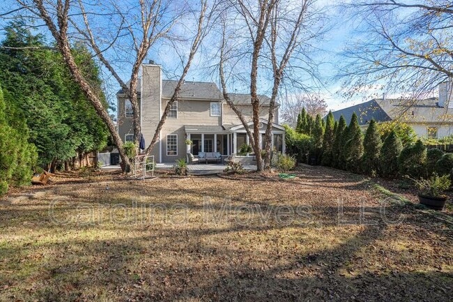 Building Photo - 312 Waterton Way