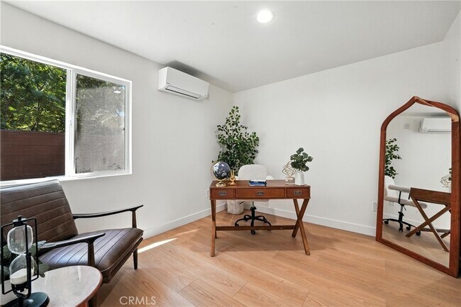 Building Photo - 5841 Arroyo Dr