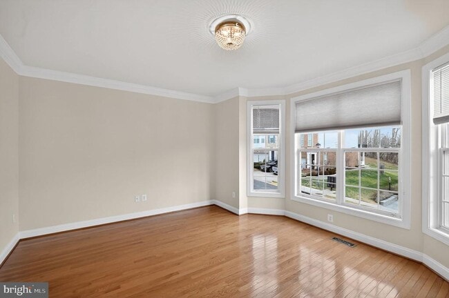 Building Photo - 333 Caldwell Terrace SE