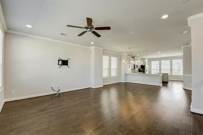 Building Photo - 10824 Brittmoore Oaks Pl