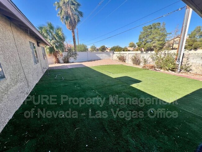 Building Photo - 5614 Reuben St