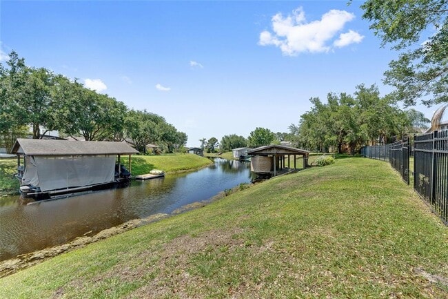 Building Photo - 13932 Florigold Dr
