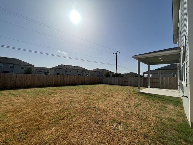 Building Photo - 16630 Daylight Ln