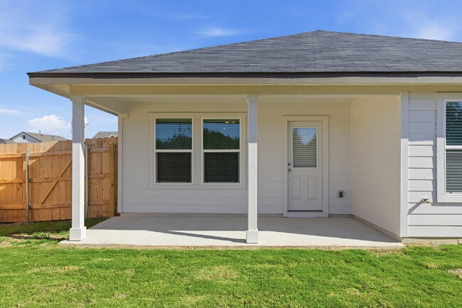 Building Photo - New Home Ready for September Move-In!