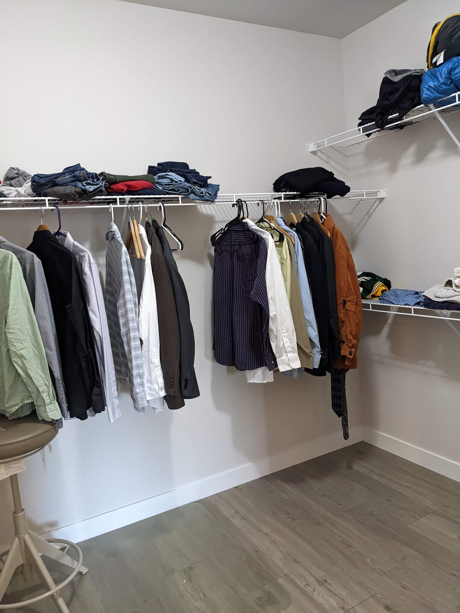 Huge walk-in closet in master, big enough to be a small room! - 1501 N Windsor Ave