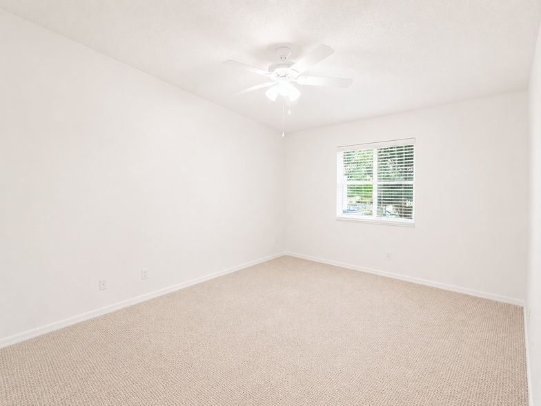 Master Bedroom - 1740 SW 114th Ter