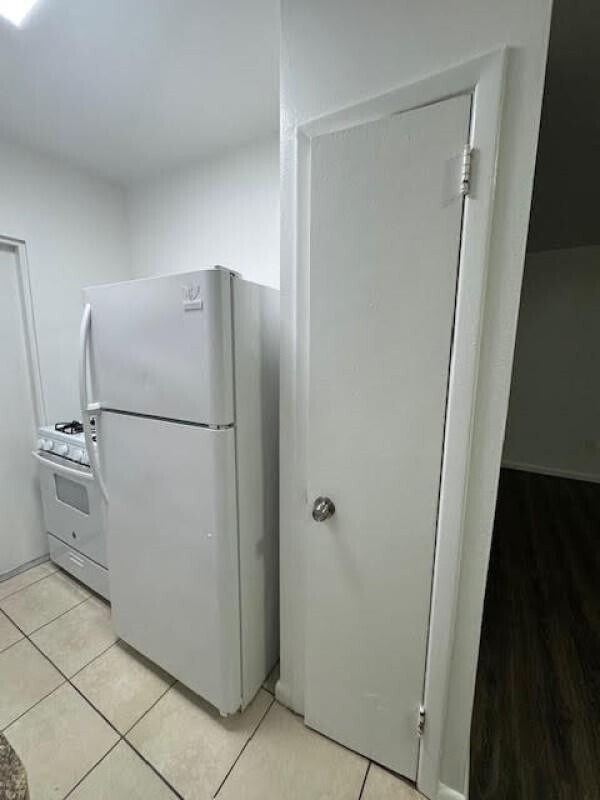 Building Photo - 7720 Abbott Ave