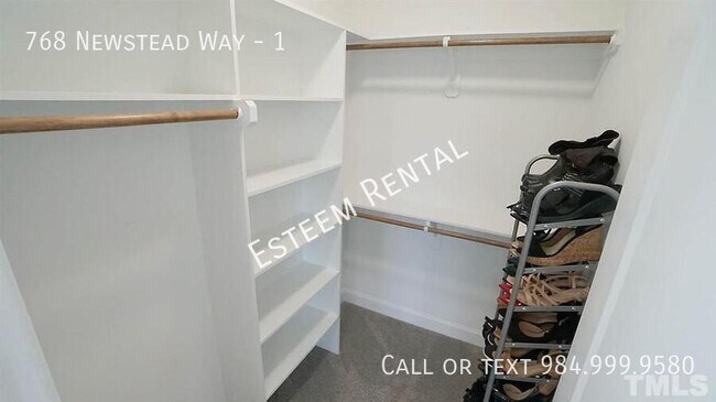 Building Photo - 768 Newstead Way
