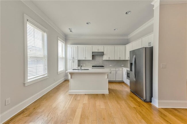 Building Photo - 1642 Canopy Chase NE