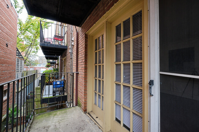 Building Photo - 1776 Lanier Pl NW