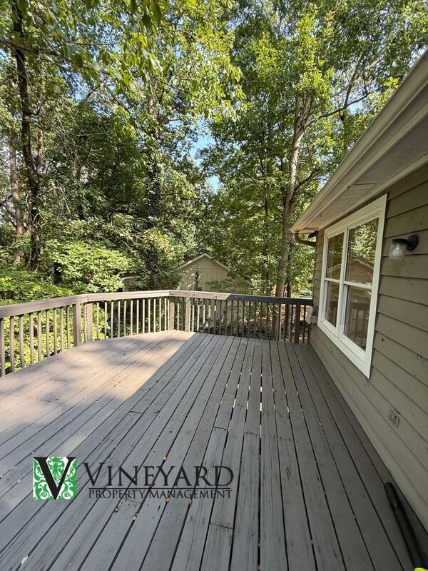 Building Photo - 2964 Forest Chase Terrace NE
