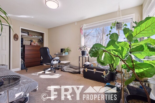 Building Photo - Cute Arvada Home Close to Olde Town