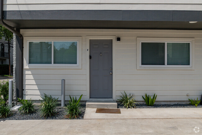 MFR Exterior Overview - Welch 14
