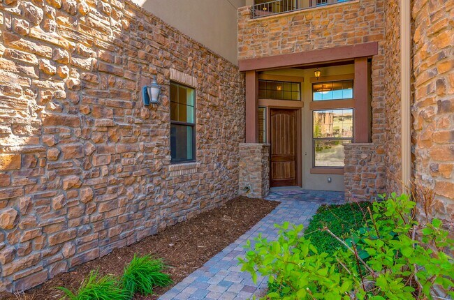 Building Photo - 7812 Vallagio Ln