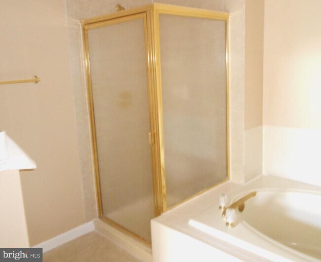 Building Photo - 12020 Lisa Marie Ct