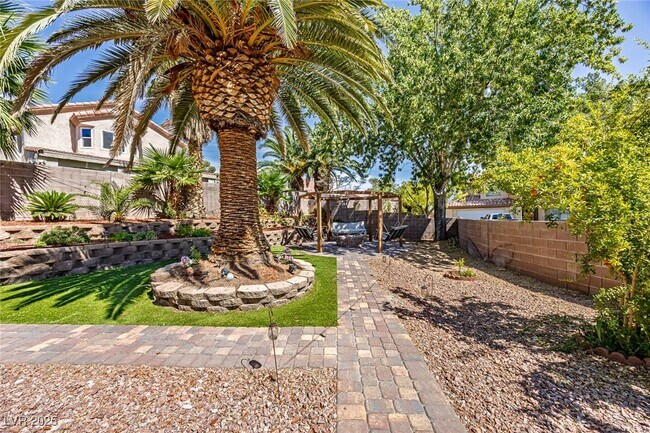 Building Photo - 4517 Inez Dr