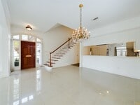 Building Photo - 5627 Winsome Ln
