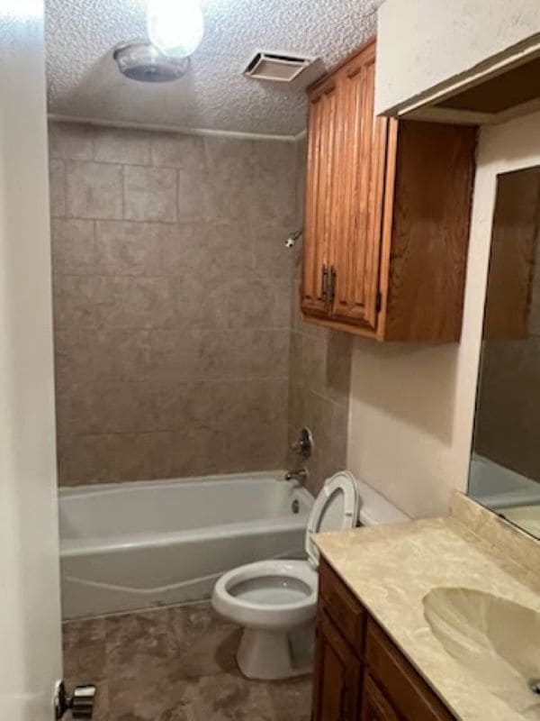 Building Photo - 121 Wildwood Dr