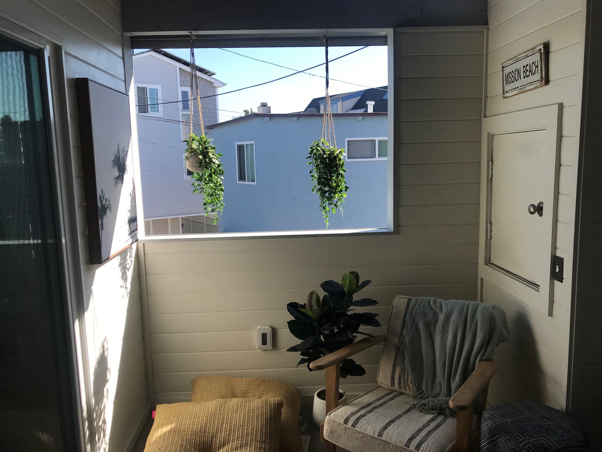 Building Photo - 827 San Luis Rey Pl