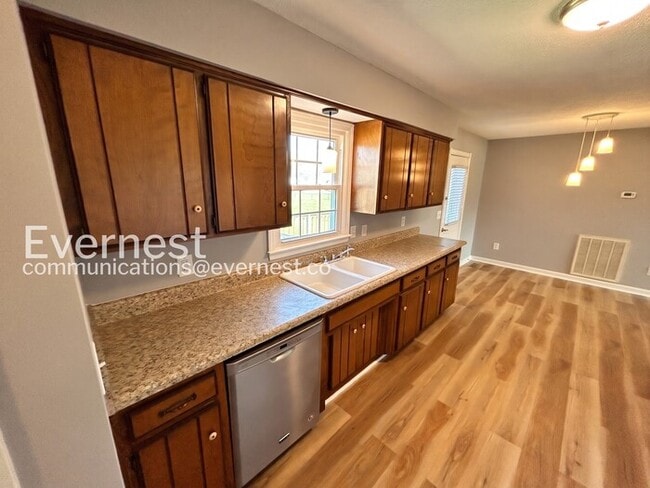 Building Photo - 4225 Horseshoe Bend Trail