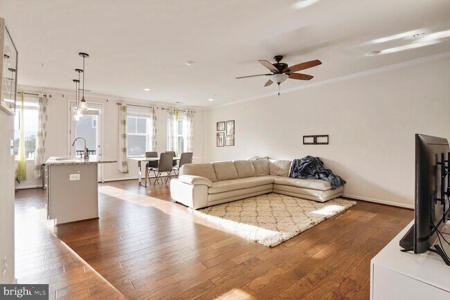 Building Photo - 24553 Rosebay Terrace