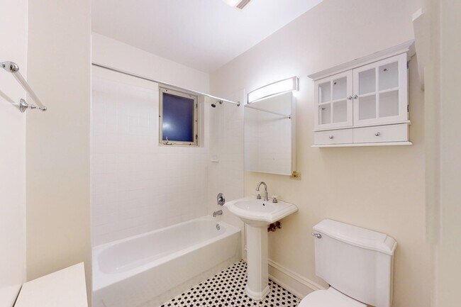 Floorplan - 5533 S. Blackstone