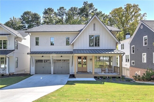 Building Photo - 1268 Hayes Dr SE