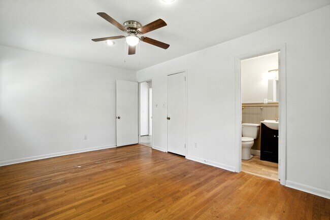 Building Photo - 1037 Randall Ct