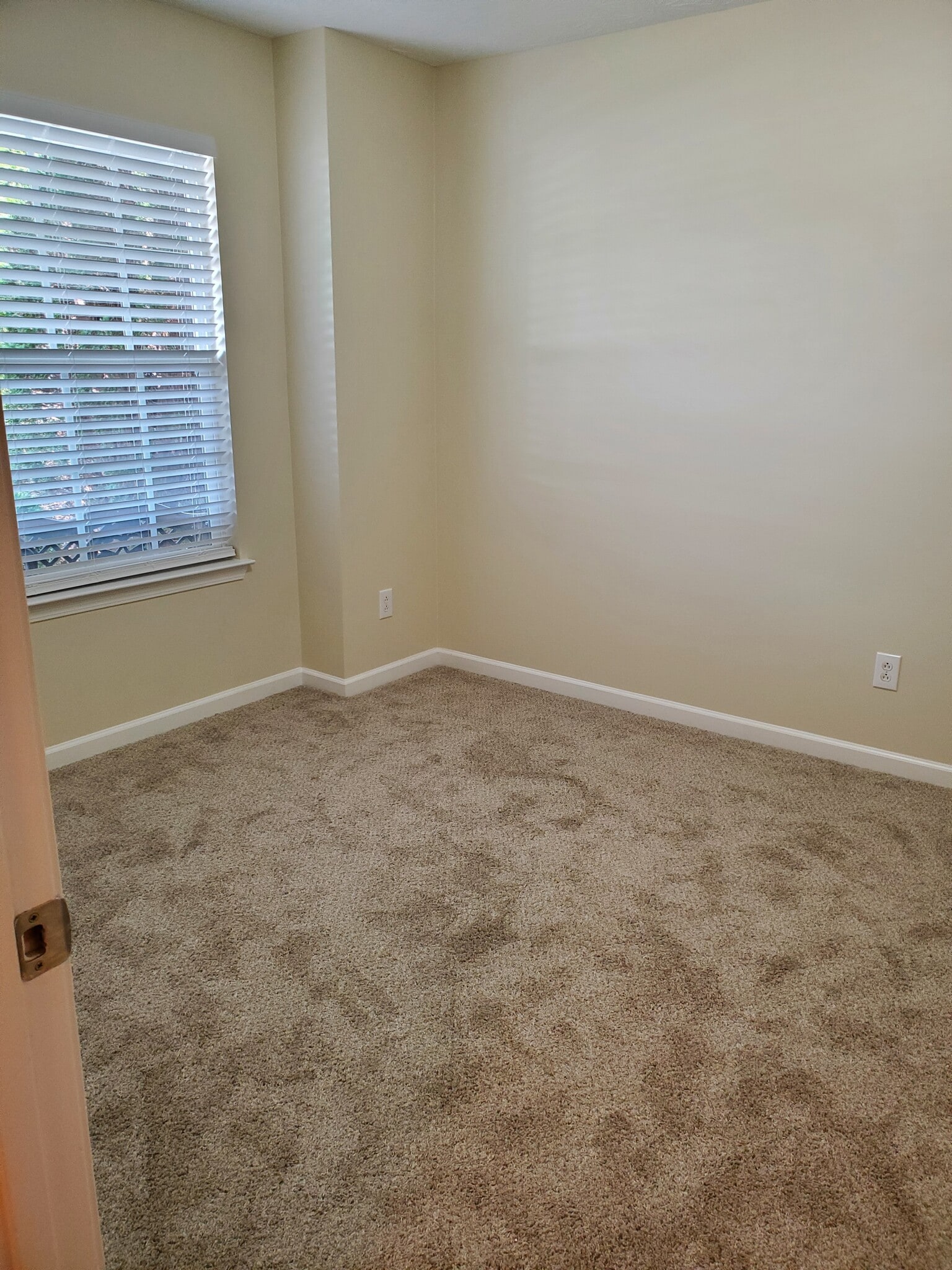 Front Bedroom - 2748 Michelle Park