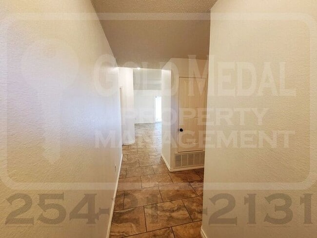 Building Photo - 1803 Robert Tyler Dr