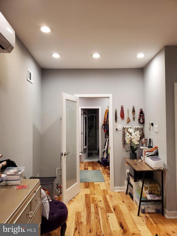Building Photo - 2619 Manton St