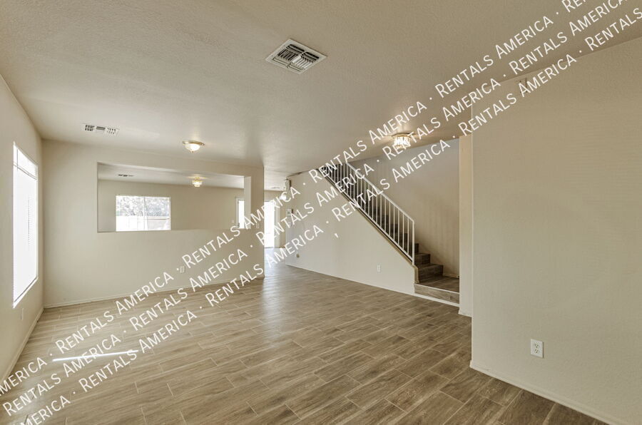 Building Photo - 6644 S SQUAWROOT Pl