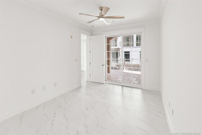 Building Photo - 47 SW Osceola St