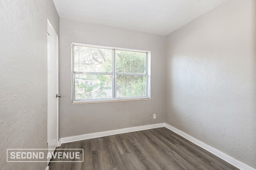 Building Photo - 4205 Connie St