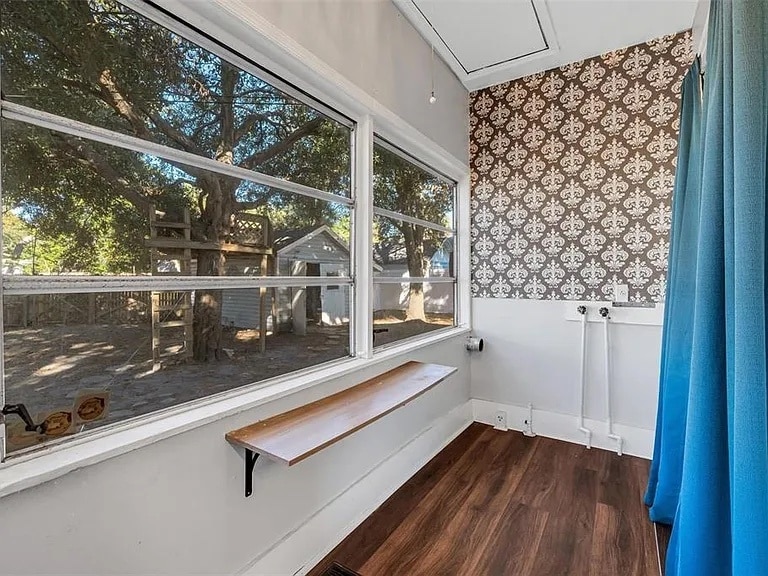 Building Photo - 7327 1st Ave N