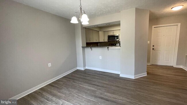 Building Photo - 11154 Summers Cove