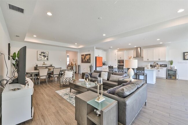 Building Photo - 5410 Trevesta Pl