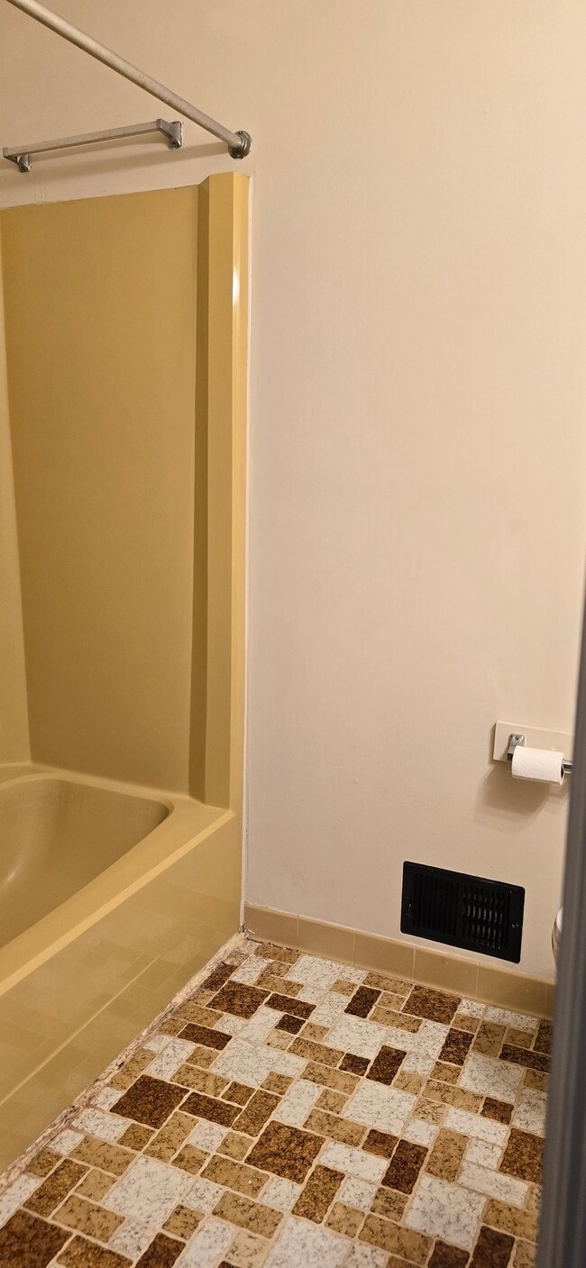 Building Photo - 275 Johnson Terrace