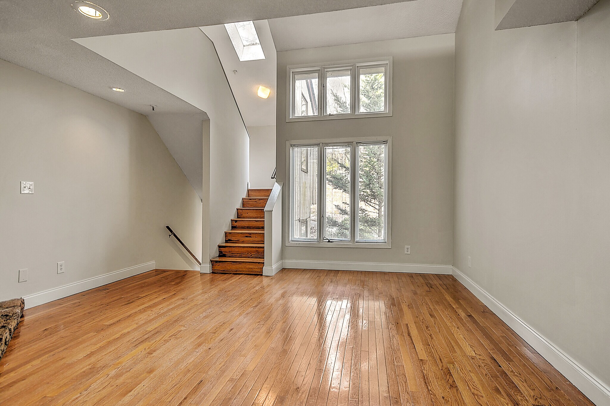 Building Photo - 109 Beechnut St