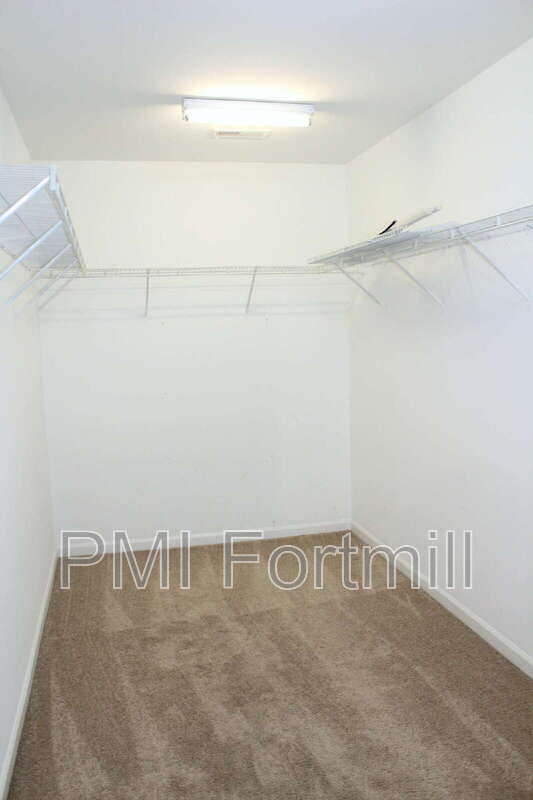 Building Photo - 1147 Spicewood Pines Rd