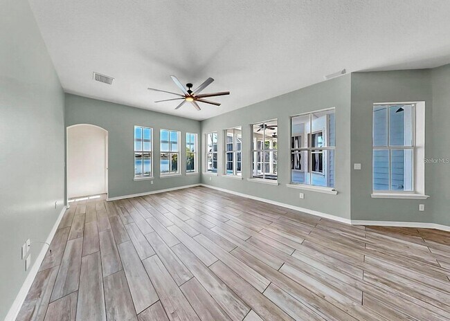 Building Photo - 5237 Brighton Shore Dr