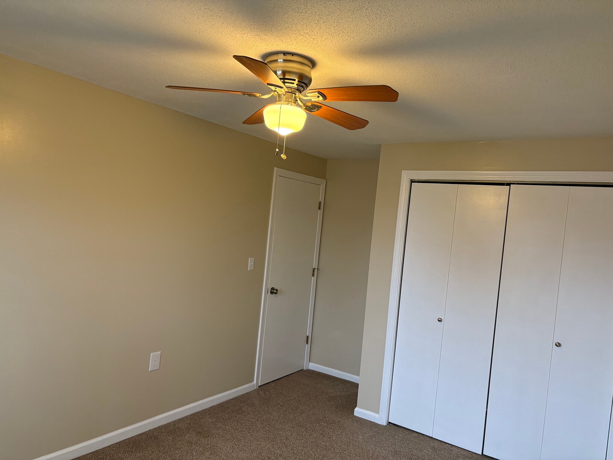 Building Photo - 31 Bishop Ave