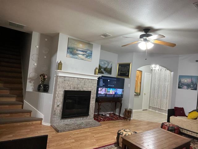 Building Photo - 4002 Evinrude Dr
