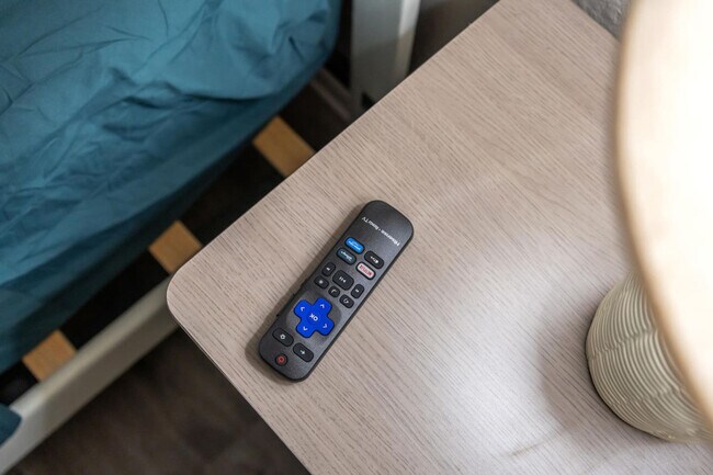 Building Photo - 13075 Old West Ave