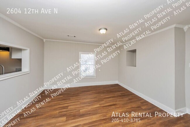 Building Photo - 2604 12th Ave N