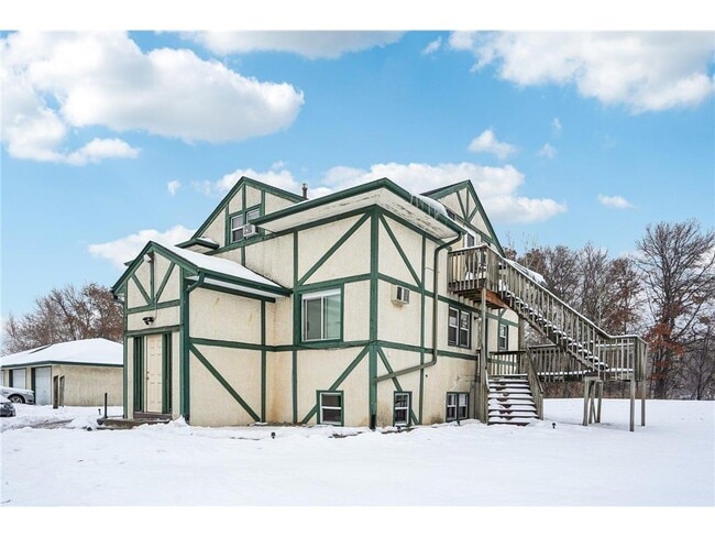 Building Photo - 17256 Kenyon St NE