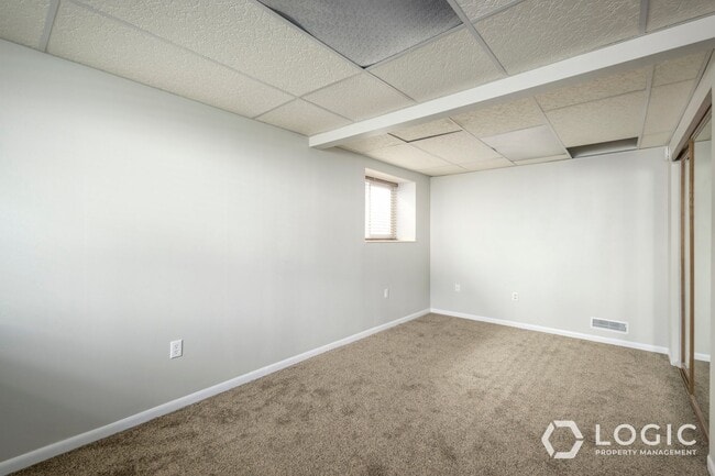 Building Photo - Stunning Home In Excellent Location!