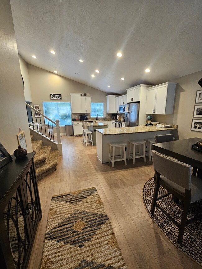 Building Photo - 5778 Ballerina Way